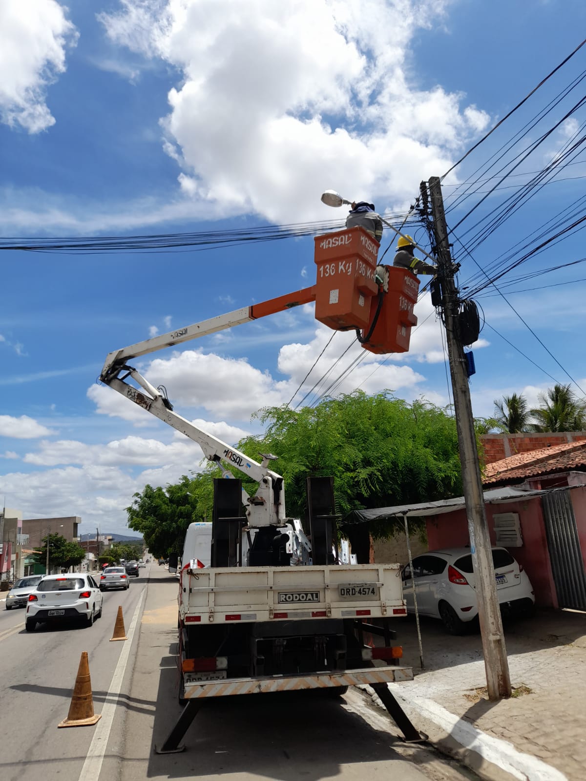 Prefeitura de Estrela de Alagoas moderniza Iluminação Pública