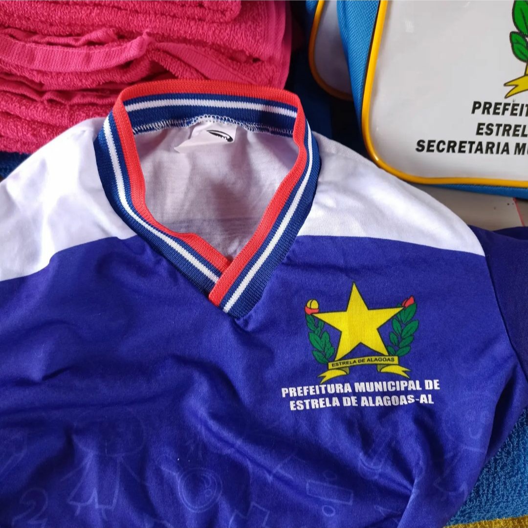 Entregas de Fardamento e kits Escolares são iniciadas pela Prefeitura de Estrela de Alagoas