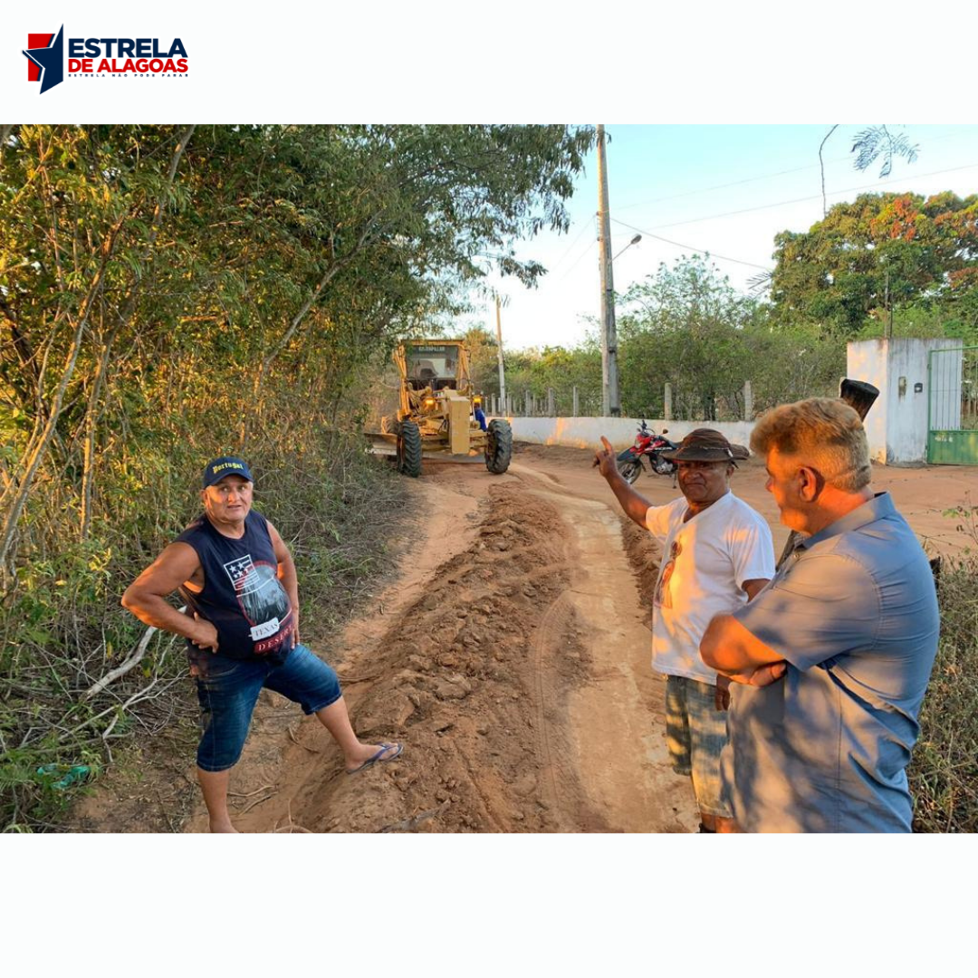 Prefeitura recupera estradas vicinais em Logradouro das Vassouras