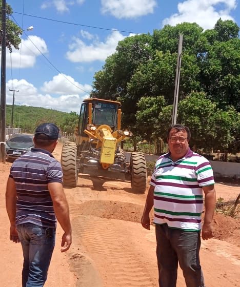  Prefeitura Recupera Estradas Vicinais no Sítio Barriguda