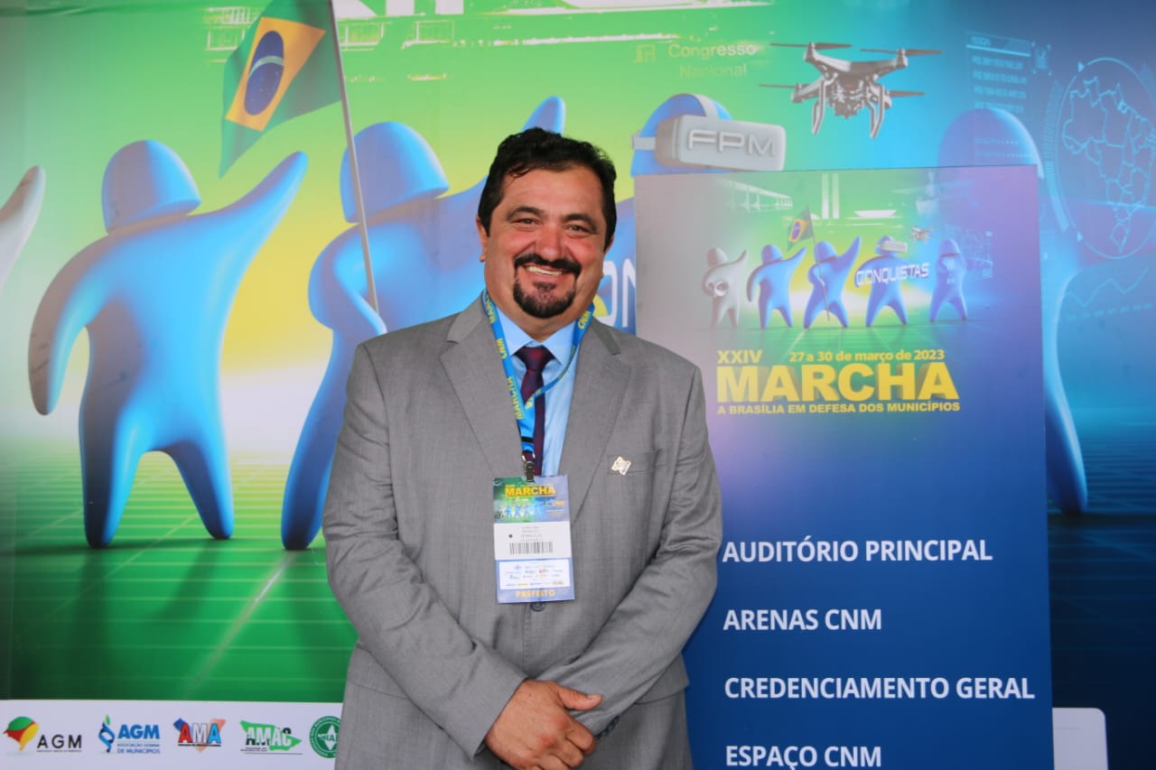 Prefeito Aldo Lira participa de evento em defesa dos municípios